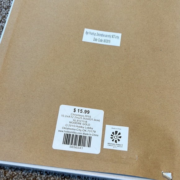 NWT!2 8x10 Christmas saying prints with frames. White frame with gold lettering. - Picture 5 of 5